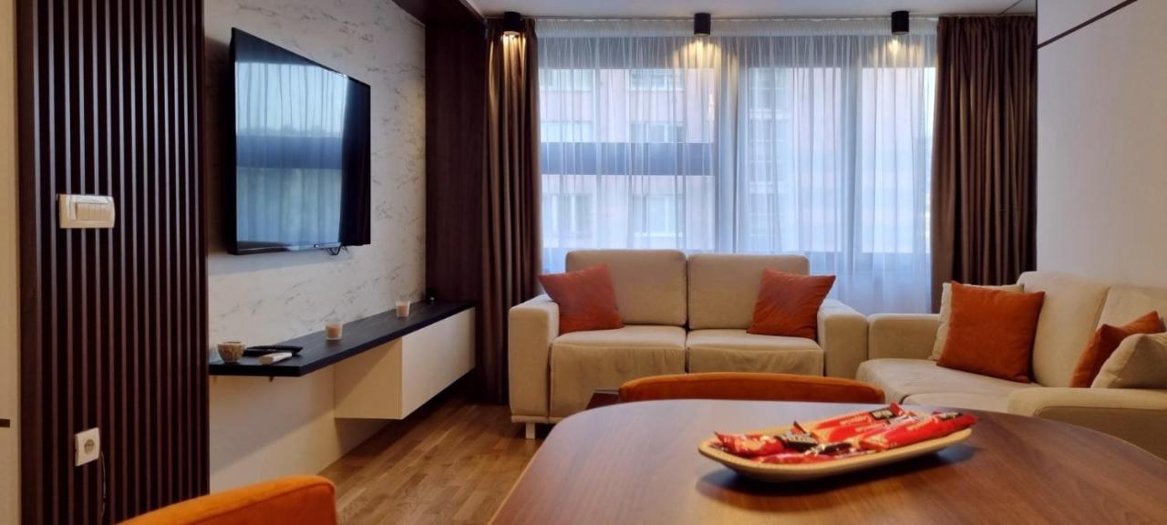 Ambient Apartman Apartment Sarajevo Bagian luar foto