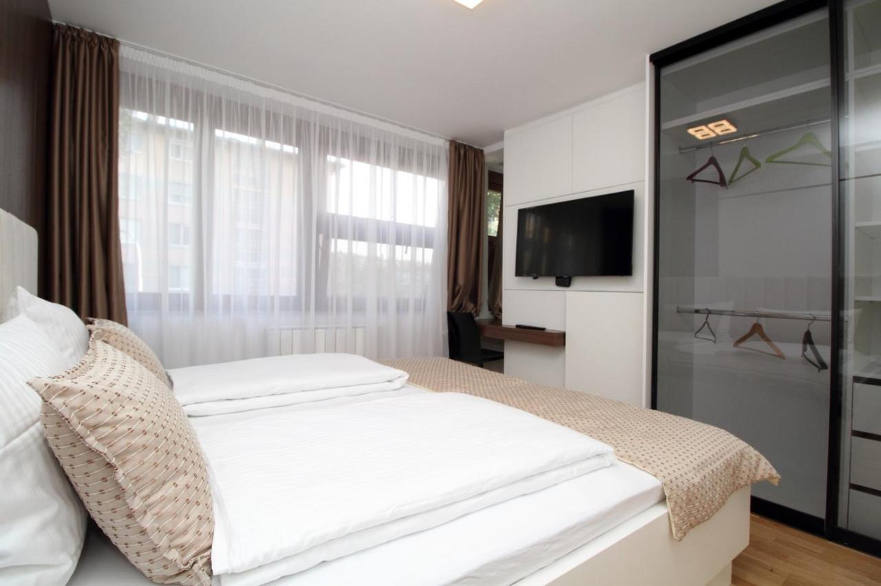 Ambient Apartman Apartment Sarajevo Bagian luar foto