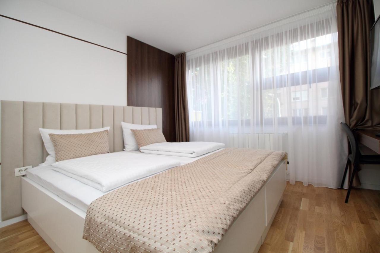 Ambient Apartman Apartment Sarajevo Bagian luar foto